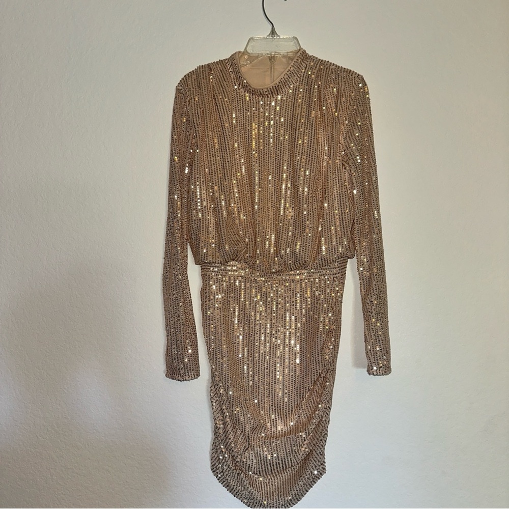 Elegant Gold Sequin Dress